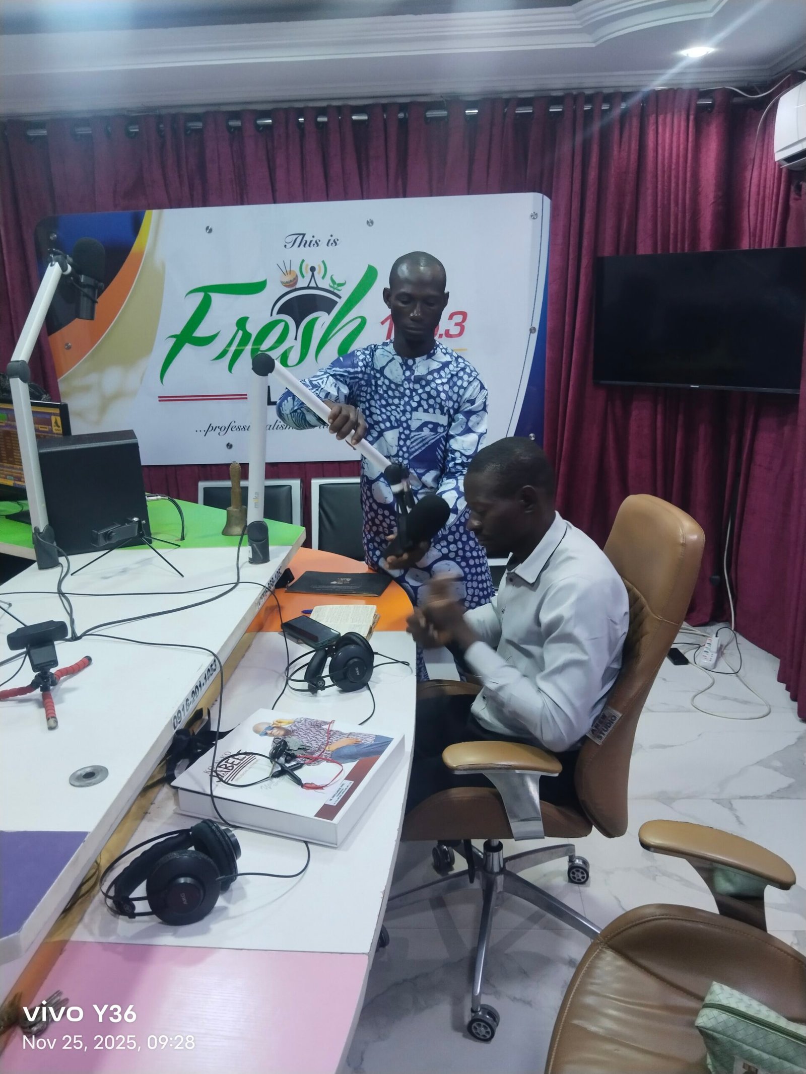 filter: 0; fileterIntensity: 0.0; filterMask: 0; brp_mask:0;
brp_del_th:null;
brp_del_sen:null;
delta:null;
module: photo;hw-remosaic: false;touch: (-1.0, -1.0);sceneMode: 8;cct_value: 0;AI_Scene: (-1, -1);aec_lux: 0.0;aec_lux_index: 0;albedo: ;confidence: ;motionLevel: -1;weatherinfo: null;temperature: 41;